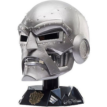 Hasbro Marvel: Legends Series - Doctor Doom Premium Role Play Helmet (G0586)